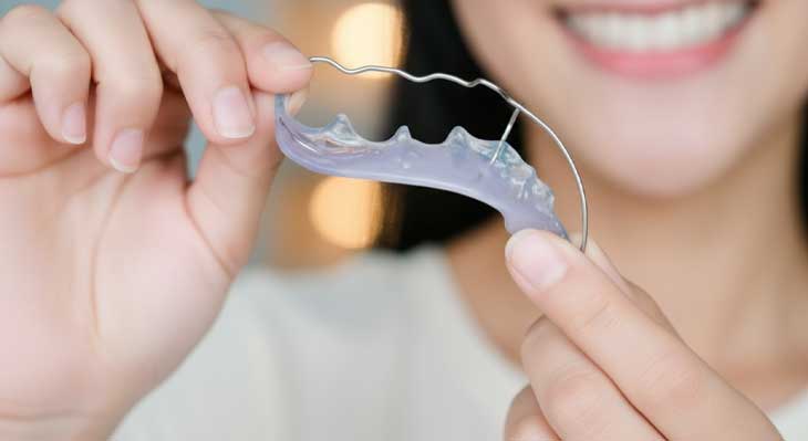 شکستن پلاک متحرک ارتودنسی